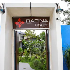 Проживание в семье Rapina House
